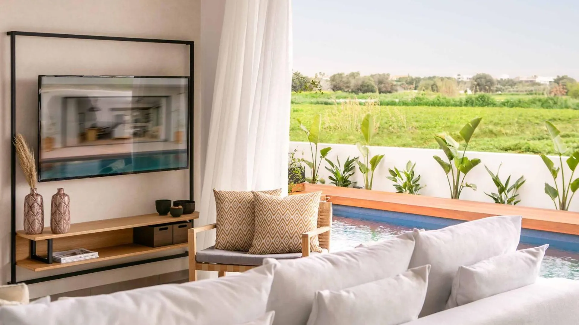 Lora Pearl Luxury Villa Protaras